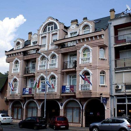 Vila Ile De France 노비사드 외부 사진
