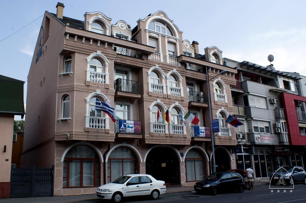 Vila Ile De France 노비사드 외부 사진